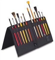 Prat Brush Easel